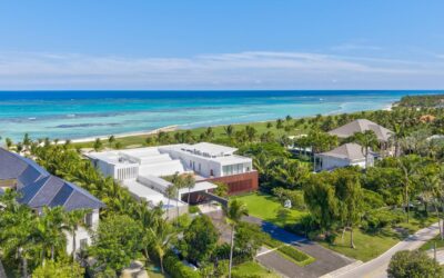 Villa Las ondas – Oceanfront Architectural Masterpiece