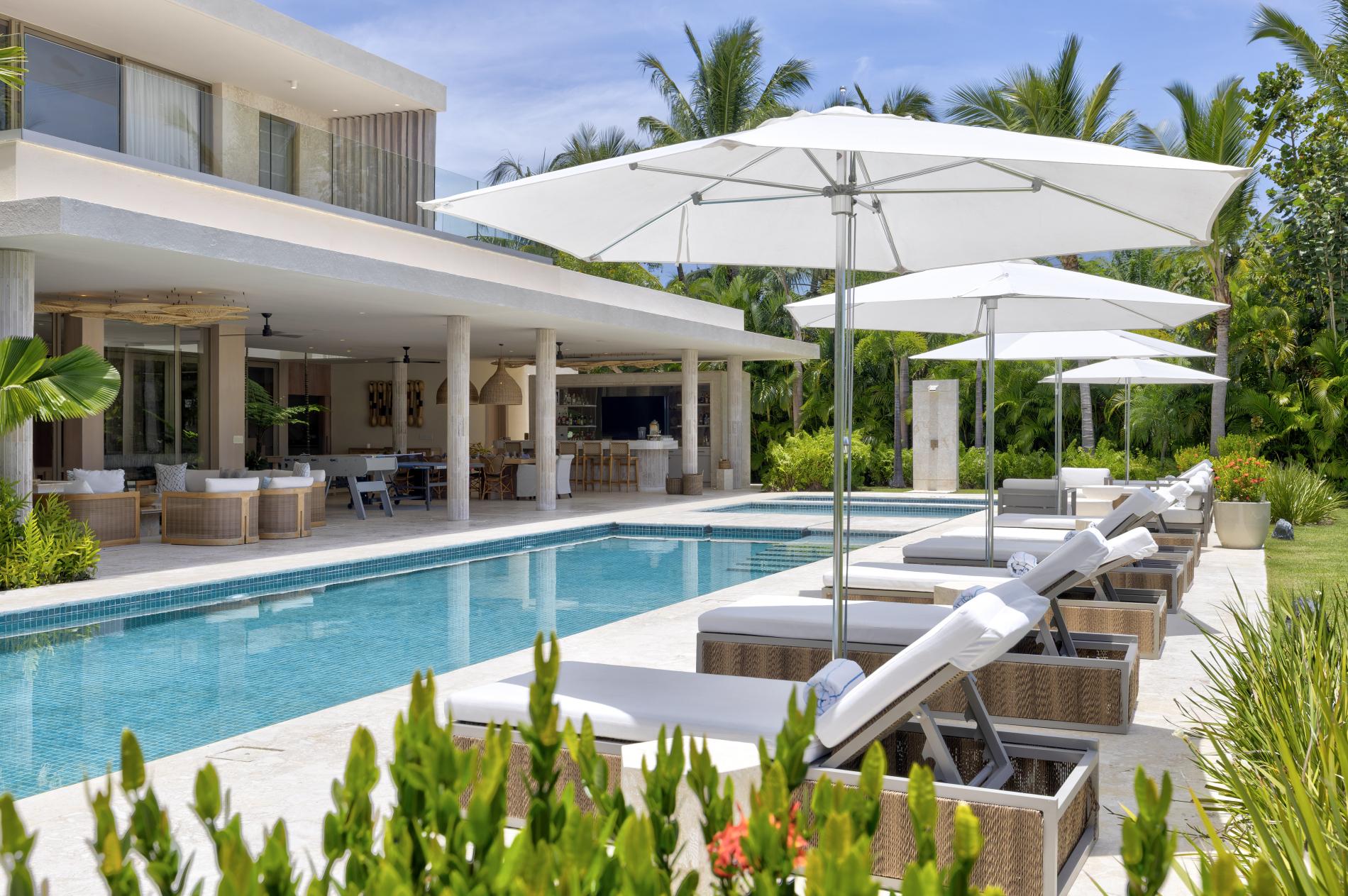 Villa Lorenne - Stunning Villa with golf views